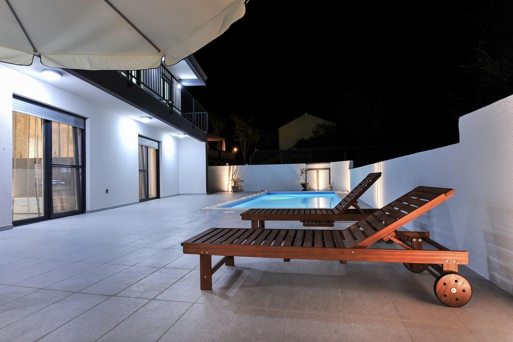 Villa Lily Privlaka  Exterior foto