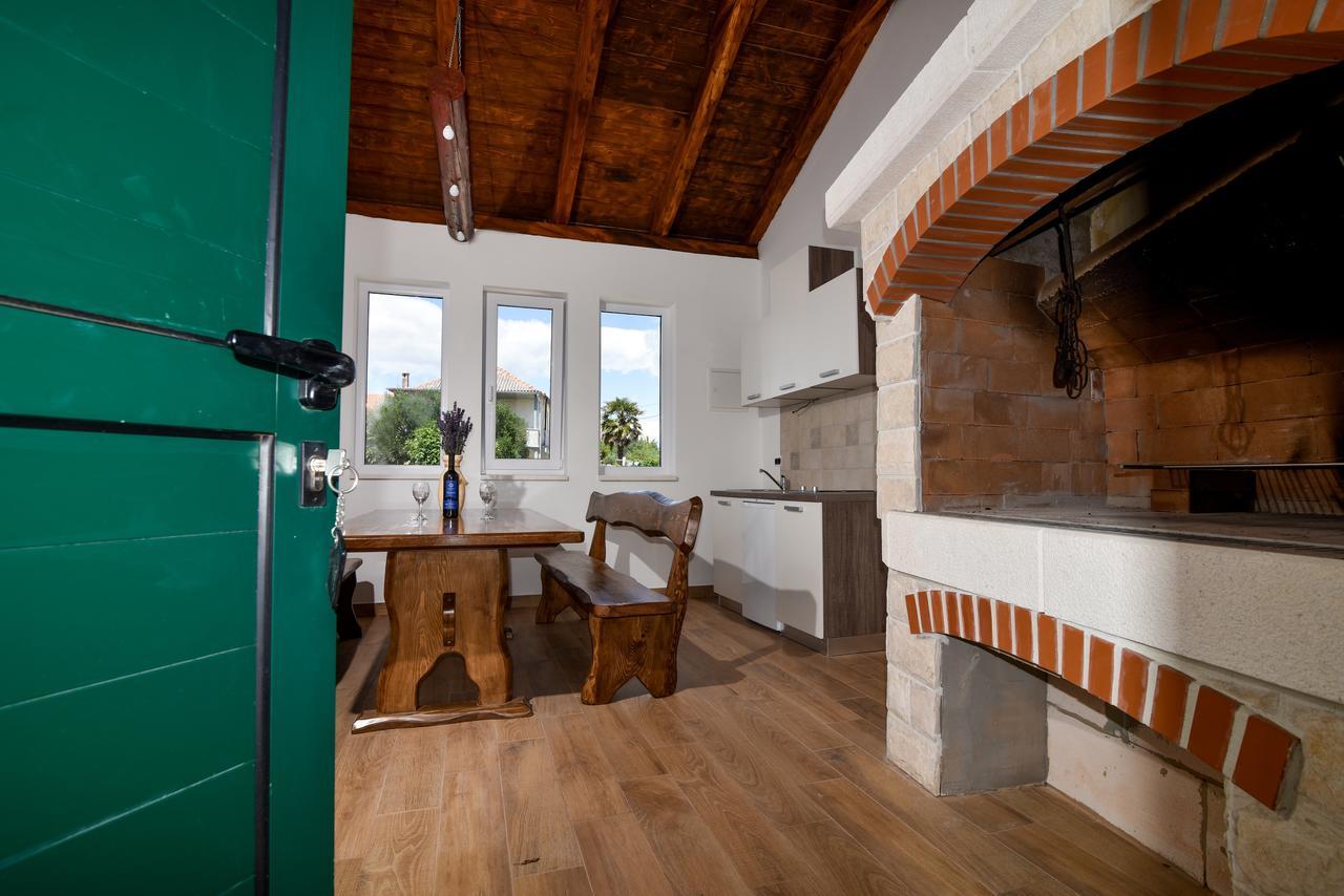 Villa Lily Privlaka  Exterior foto